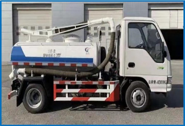 吸污车